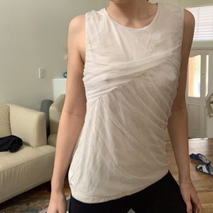 Ann Taylor beige mil white petite t shirt, blouse size M